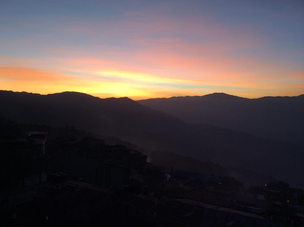 Dekeling Resort At Hawk'S Nest Darjeeling  Dış mekan fotoğraf